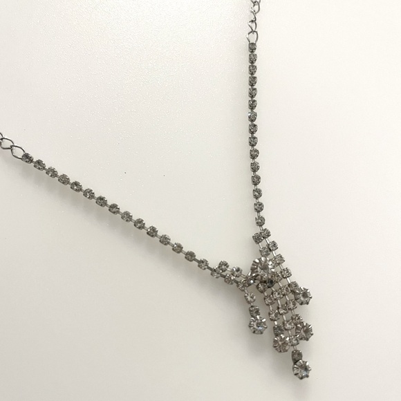 Vintage Rhinestone Necklace - Picture 2 of 13